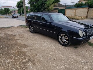 1998 Mercedes-Benz E-Класс 240 II (W210, S210), синий, 680000 рублей, вид 1