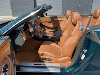 2021 Bentley Continental GT III, зелёный, 29990000 рублей, вид 2