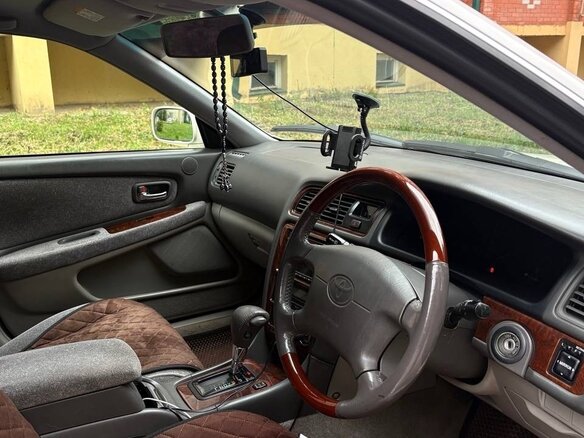 1996 Toyota Mark II VIII (X100), белый, 1000000 рублей - вид 2
