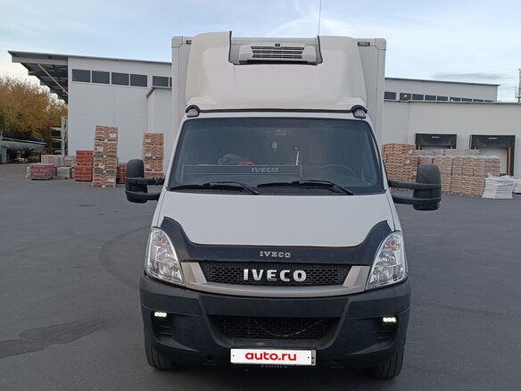 2010 Iveco Daily, белый, 2500000 рублей - вид 2