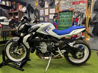 2014 MV Agusta Brutale 800, белый, 496000 рублей, вид 1