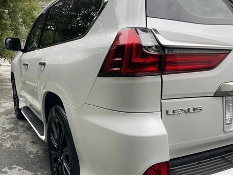 2015 Lexus LX 450d III Рестайлинг 2, белый, 5580000 рублей, вид 4