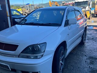 1998 Toyota Harrier I (XU10), белый, 850000 рублей, вид 1