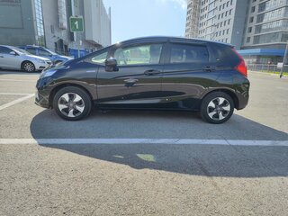 2018 Honda Fit III Рестайлинг, чёрный, 1450000 рублей, вид 4