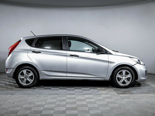 2014 Hyundai Solaris I, серебристый, 590000 рублей, вид 4