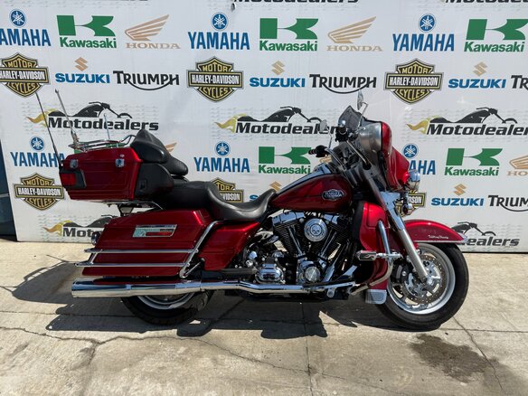 2008 Harley-Davidson Electra Glide, красный, 690000 рублей