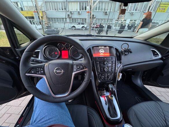 2015 Opel Astra J Рестайлинг, коричневый, 970000 рублей - вид 17