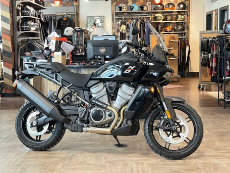 2022 Harley-Davidson Pan America, чёрный, 1890000 рублей, вид 2