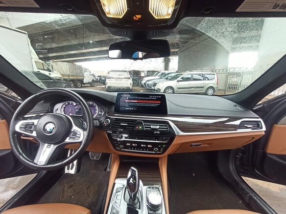 2017 BMW 5 серии M550i xDrive VII (G30/G31/G38), серый - вид 8