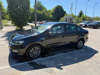 2019 Volkswagen Polo V Рестайлинг, чёрный, 1350000 рублей, вид 2