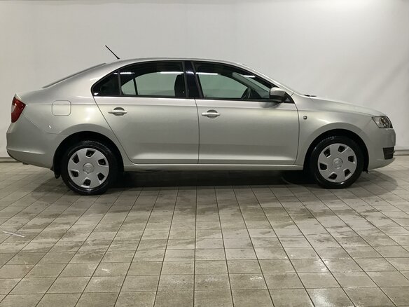 2014 Skoda Rapid I, серебристый, 1200000 рублей - вид 2