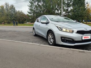 2016 Kia Ceed II Рестайлинг, серебристый, 1199000 рублей, вид 3
