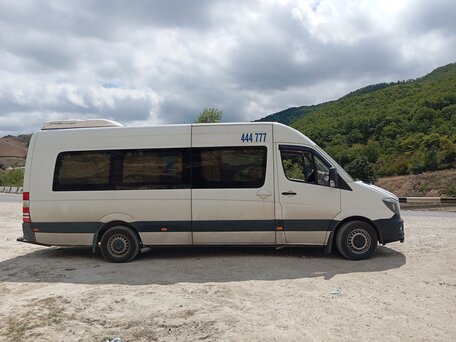 2013 Mercedes-Benz Sprinter, белый, 4000000 рублей, вид 3