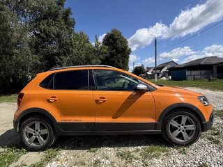 2011 Volkswagen Polo Cross V, оранжевый, 900000 рублей, вид 2