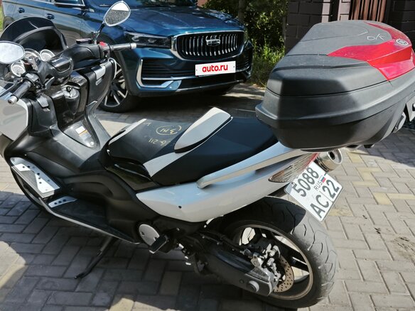2010 Yamaha TMAX, белый, 655000 рублей - вид 3