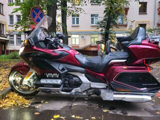 2019 Honda GL 1800 Gold Wing, красный, 3000000 рублей, вид 3