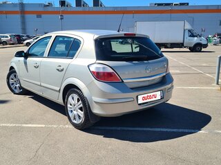 2005 Opel Astra H, серебристый, 430000 рублей, вид 2