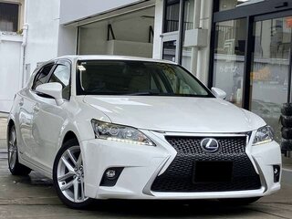 2017 Lexus CT 200h I Рестайлинг, белый, 1168000 рублей, вид 1