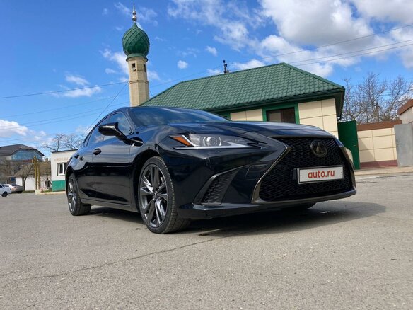 2019 Lexus ES 350 VII, чёрный, 4400000 рублей - вид 2