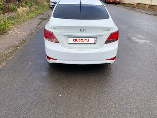 2016 Hyundai Solaris I Рестайлинг, белый, 590000 рублей, вид 4