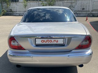 2003 Jaguar XJ III (X350/X358), серебристый, 900000 рублей, вид 4