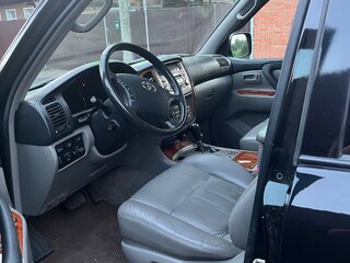 2006 Toyota Land Cruiser 100 Series Рестайлинг 2, чёрный, 3600000 рублей, вид 4