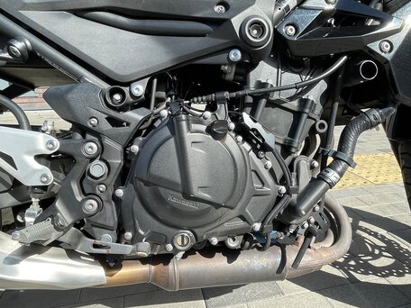 2019 Kawasaki Z 400, белый, 499000 рублей, вид 5