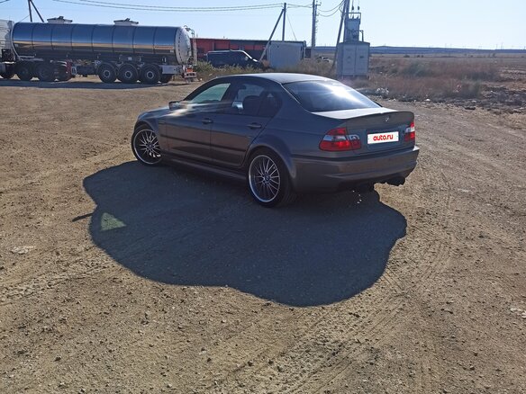 2002 BMW 3 серии 320i IV (E46) Рестайлинг, серебристый, 1000000 рублей - вид 8