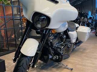 2023 Harley-Davidson Street Glide ST, белый, 3640000 рублей, вид 3