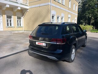 2019 Volkswagen Teramont I, чёрный, 2500000 рублей, вид 2