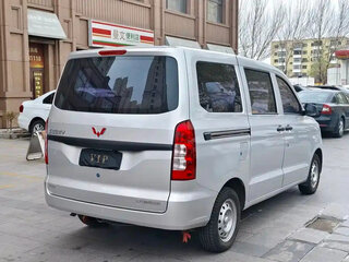 2022 Wuling Hongguang V, серебристый, 1000000 рублей, вид 4