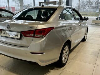 2025 Changan Alsvin, серый, 2119900 рублей, вид 3