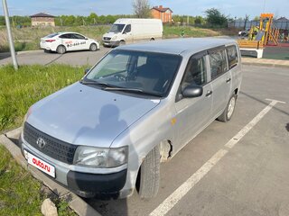 2002 Toyota Probox I, серебристый, 390000 рублей, вид 1