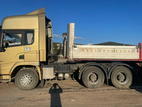 2023 Shacman (Shaanxi) X3000, золотистый, 6000000 рублей - вид 3