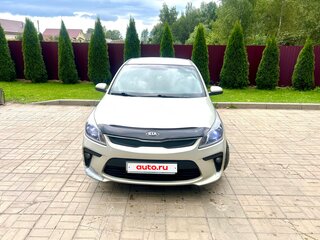 2019 Kia Rio IV, бежевый, 1290000 рублей, вид 2