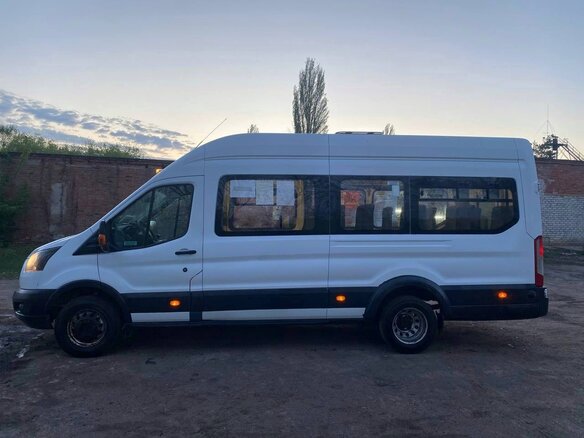 2018 Ford Transit, белый, 2650000 рублей - вид 3