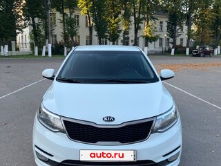 2015 Kia Rio III Рестайлинг, белый, 830000 рублей, вид 2