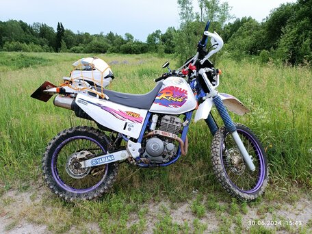 1995 Yamaha TT-R250, белый, 300000 рублей, вид 1