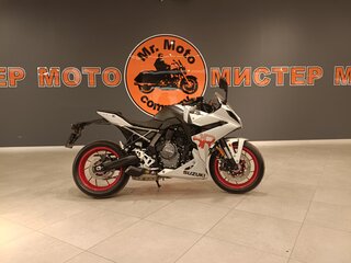 Suzuki GSX-8R