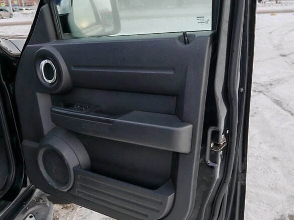 2007 Dodge Nitro, чёрный, 1150000 рублей - вид 12