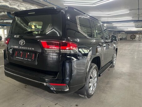 2025 Toyota Land Cruiser 300 Series, чёрный, 14000000 рублей, вид 4