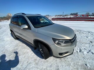 2011 Volkswagen Tiguan I Рестайлинг, серебристый, 1100000 рублей, вид 3