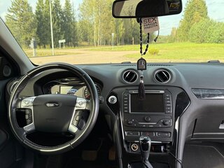 2012 Ford Mondeo IV Рестайлинг, серебристый, 1200000 рублей, вид 2
