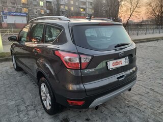 2018 Ford Kuga II Рестайлинг, серый, 1749000 рублей, вид 5