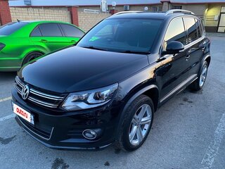 2015 Volkswagen Tiguan I Рестайлинг, чёрный, 1749000 рублей, вид 3