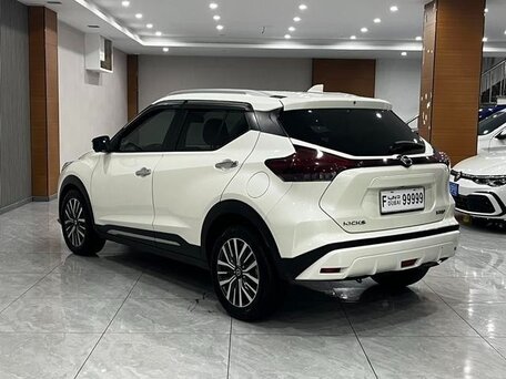 2021 Nissan Kicks I Рестайлинг, белый, 1750000 рублей, вид 4