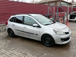 2010 Renault Clio III Рестайлинг, серебристый, 400000 рублей, вид 4