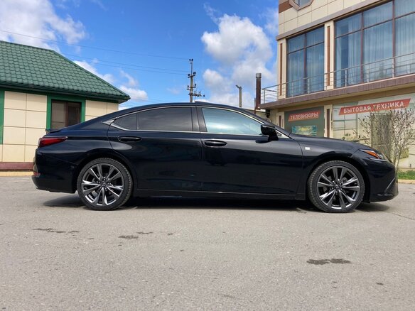 2019 Lexus ES 350 VII, чёрный, 4400000 рублей - вид 8