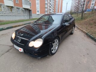 2001 Mercedes-Benz C-Класс 230 II (W203), чёрный, 420000 рублей, вид 1