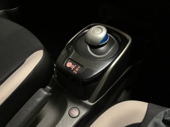 2020 Nissan Note e-Power II Рестайлинг, белый, 1380000 рублей - вид 20